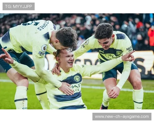 哈兰德反击中单刀推射,水晶宫门将毫无办法——极致瞬间的比赛美学